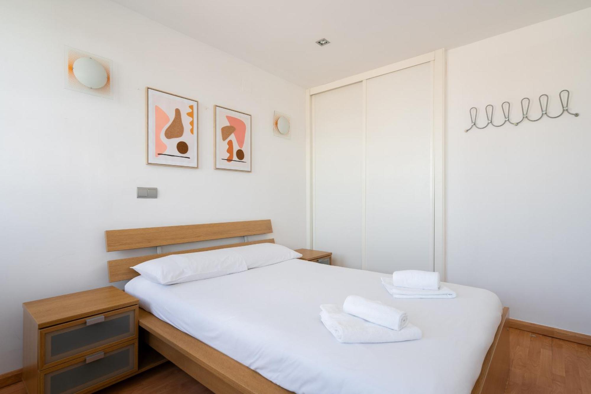Apartamento En Plaza De Espana Alquiler Temporal Madrid Exterior photo