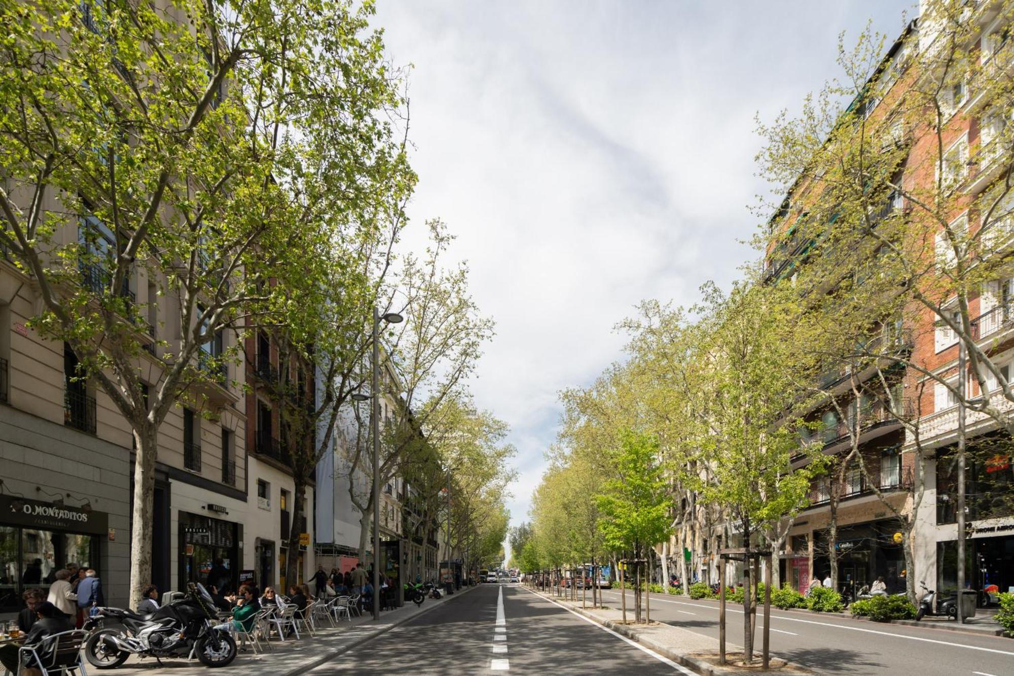 Apartamento En Plaza De Espana Alquiler Temporal Madrid Exterior photo